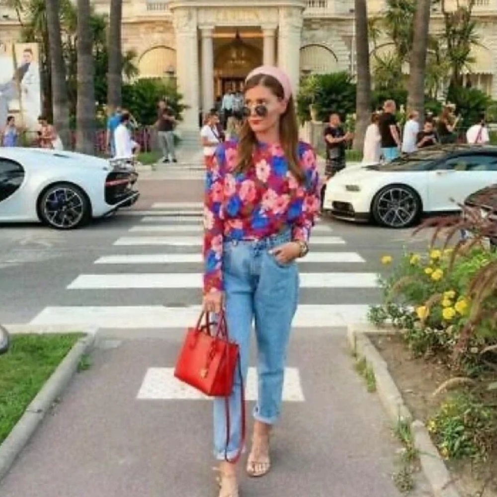 🦋 Bloggers Favorite 🦋 Zara Floral Top Long Sleeve Crop Waistband Sz M